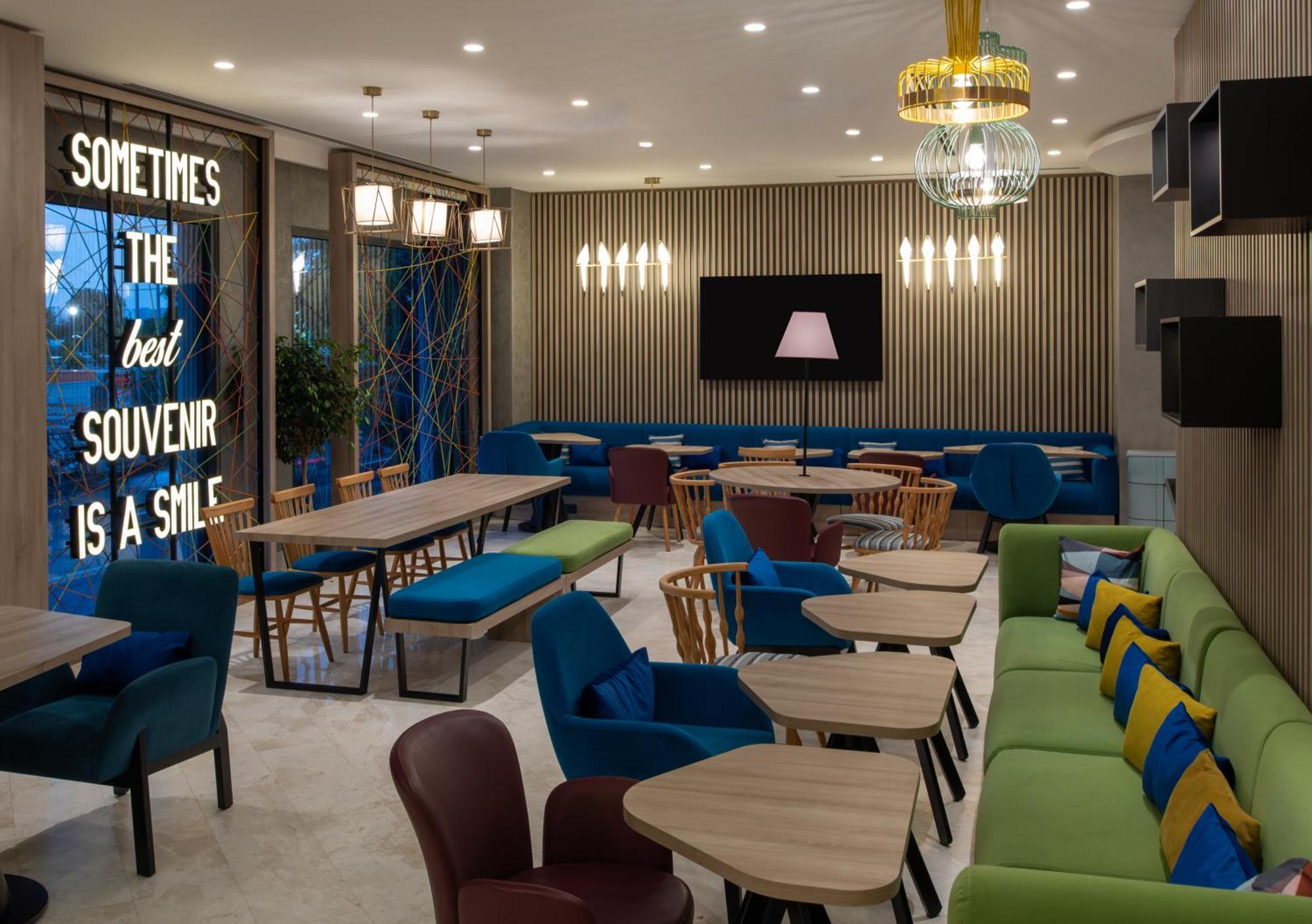Hampton By Hilton Istanbul Merter Eksteriør billede