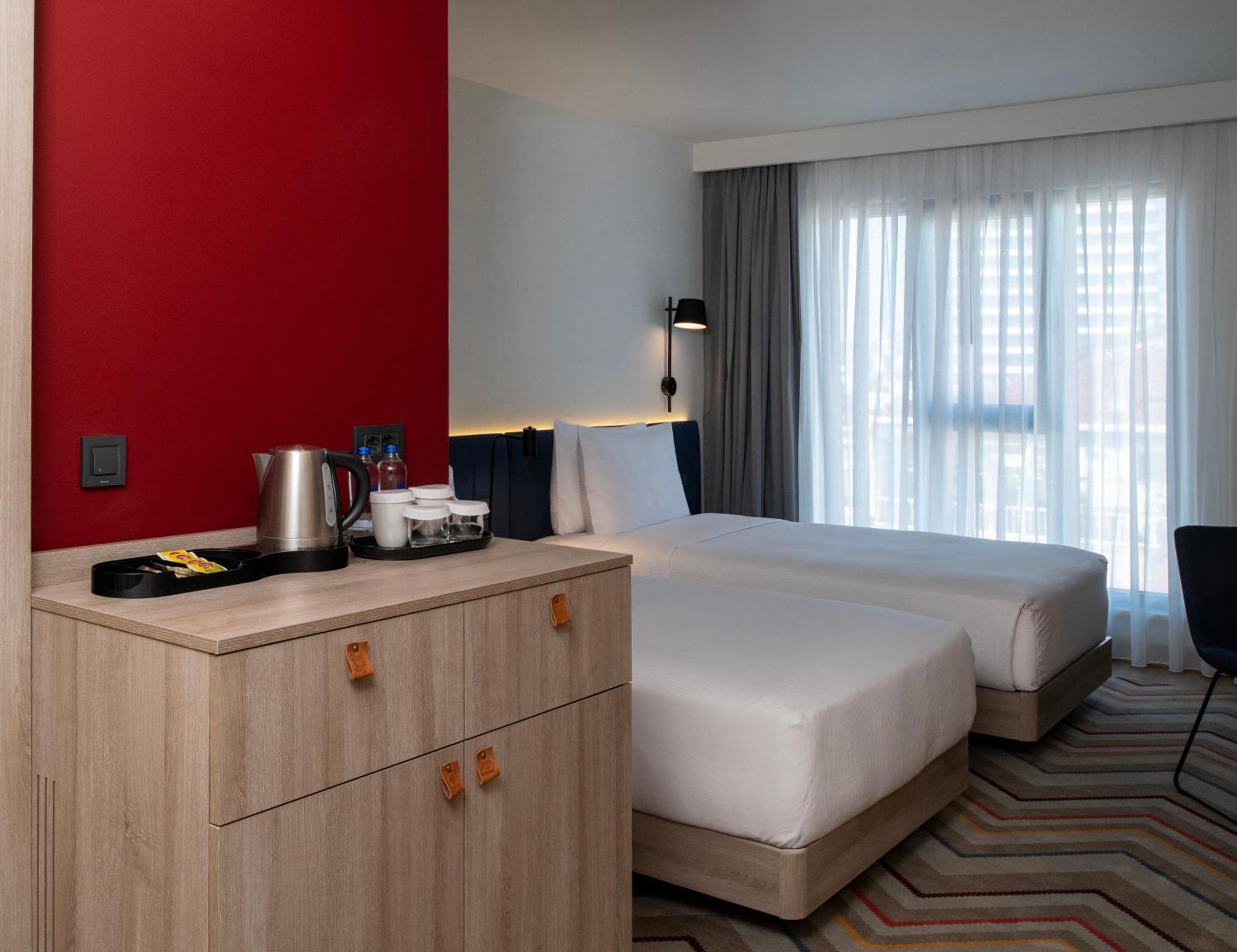 Hampton By Hilton Istanbul Merter Eksteriør billede