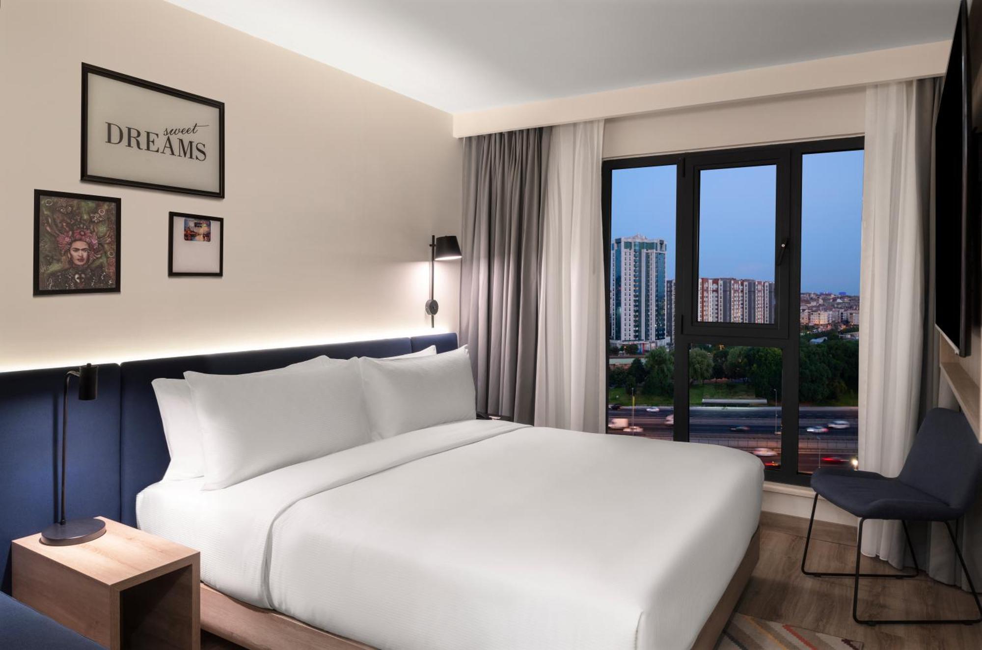 Hampton By Hilton Istanbul Merter Eksteriør billede
